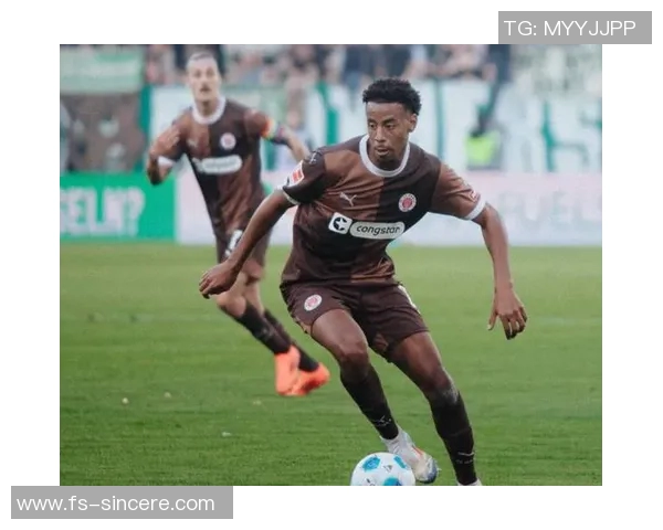 足球场上的旋转之王谁是最会转圈的足球明星